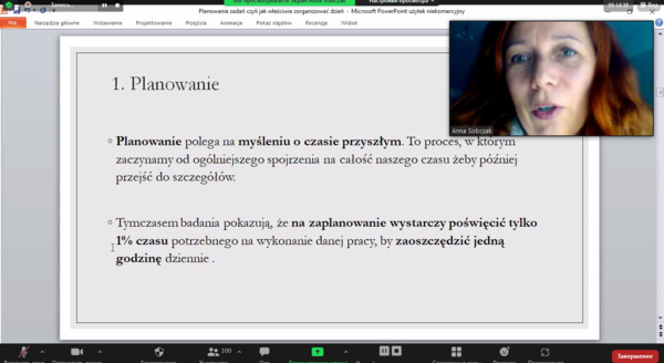 Тему «Управління часом» висвітлює доктор Анна Собчак (Академія  ім. Якуба з Парадижу у Гожуві-Великопольському)  