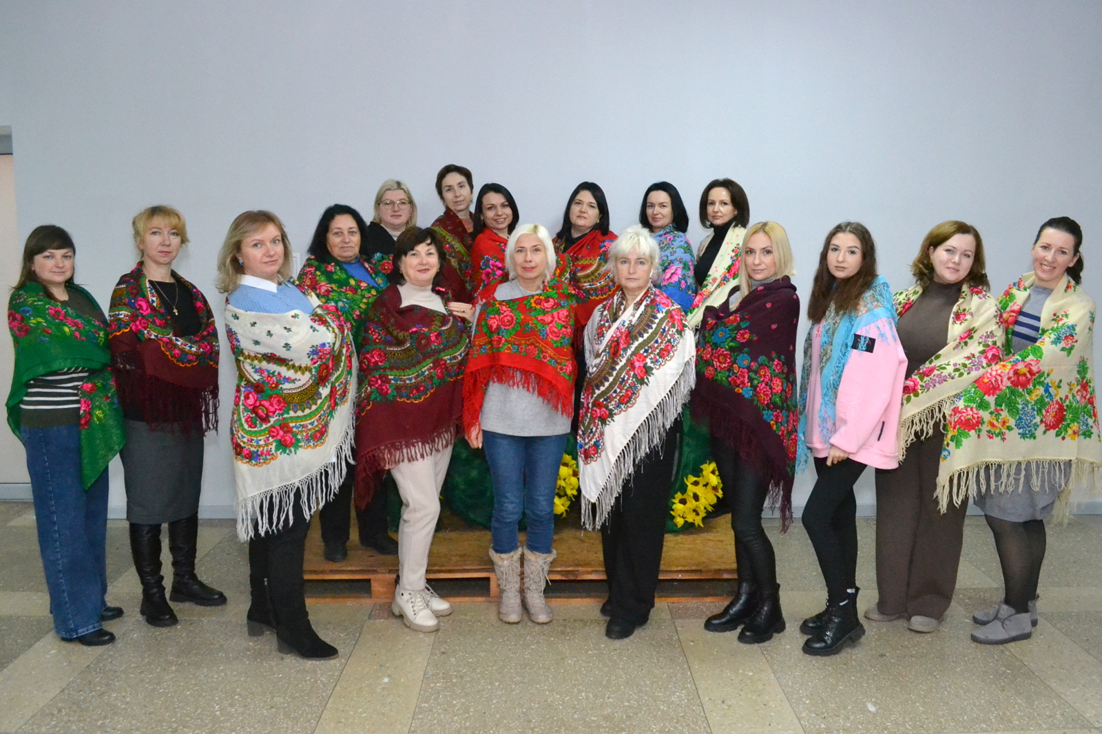 День української хустки: краса, традиції та єдність 
